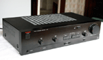Luxman LV-110 stereo amplifier - black