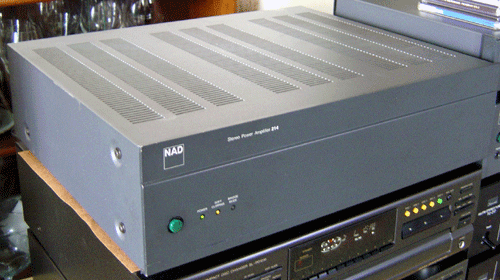 NAD 214 bridgeable power amplifier
